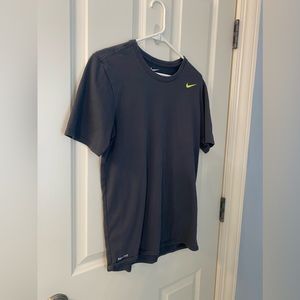 Men’s Nike running shirt